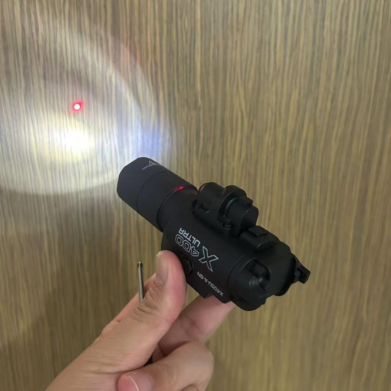 Lampe de poche tactique Laser  - Industrial Laser Gun avis et prix